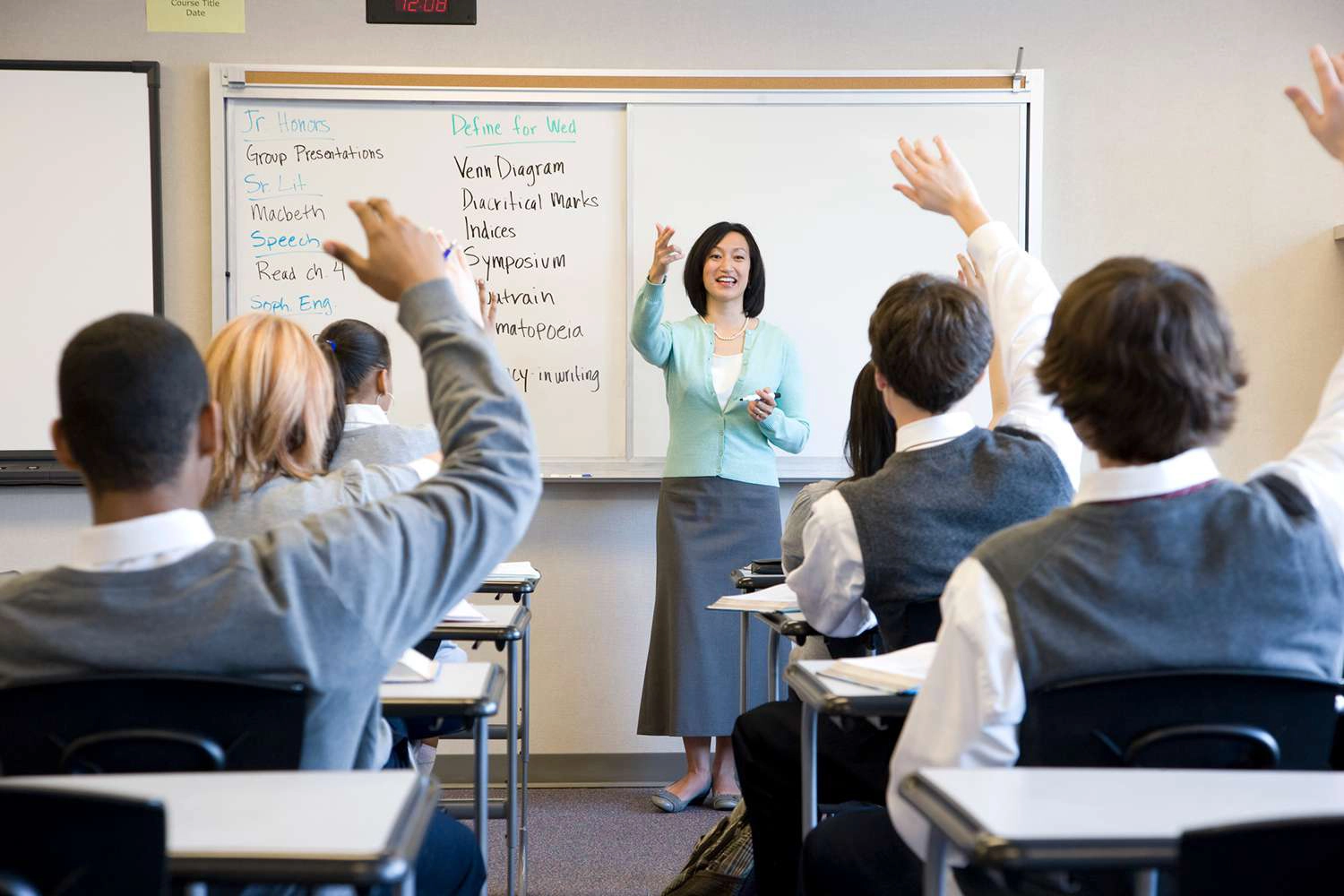The 5 Types of JEE Students We See Every Year in Mulund - Which One is Your Child?